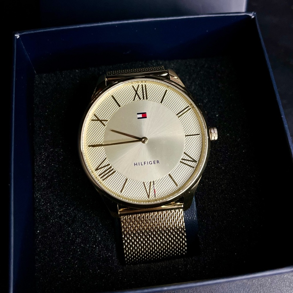 Brand New Tommy Hilfiger Men's Becker watch (model 1710515)
